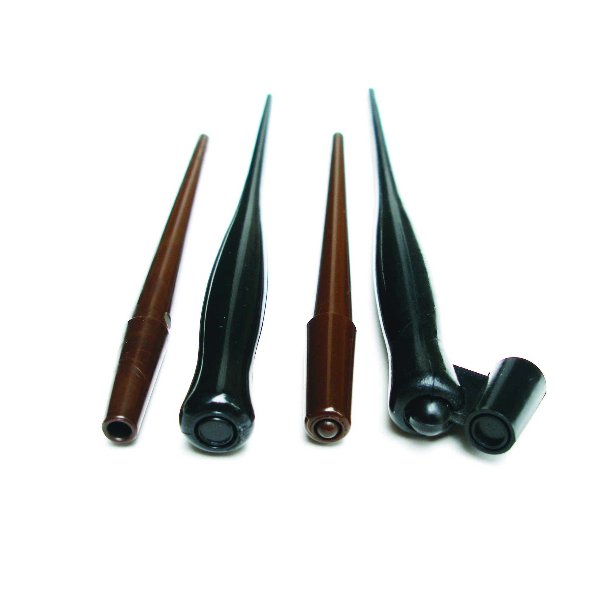 Selection of Speedball nib holders in black and brown in various styles suit to different calligraphy styles.